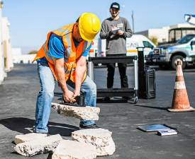 Ventosa elettrica portatile GRABO / sollevatore per vetro / attrezzatura per il trasporto e il montaggio del vetro - Polonia